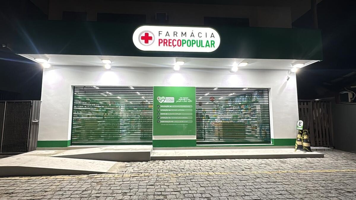Porta de enrolar Farmácia Preço Popular